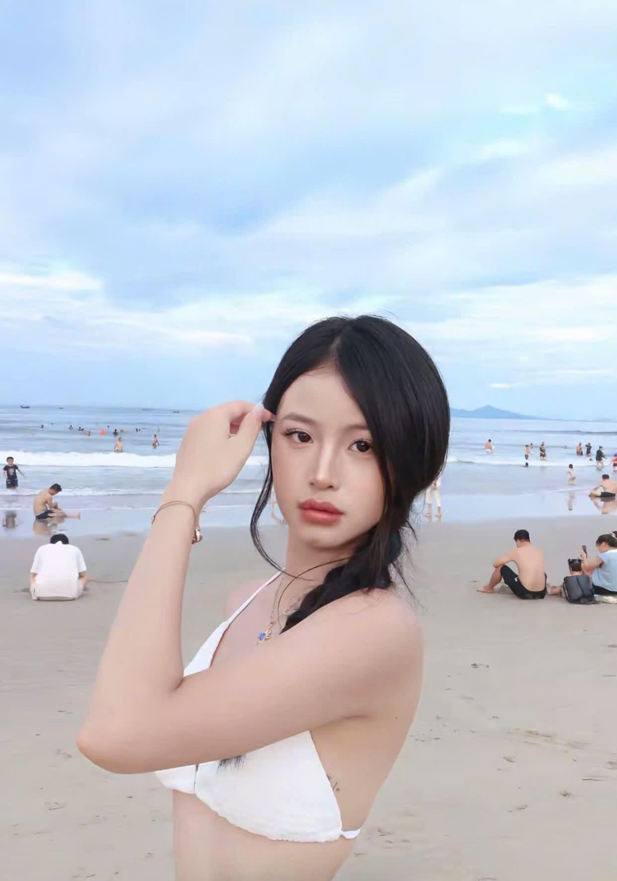 DR. Ho&agrave;ng Tuấn
Thẩm mỹ Ho&agrave;ng Tuấn
N&acirc;ng mũi Pureform