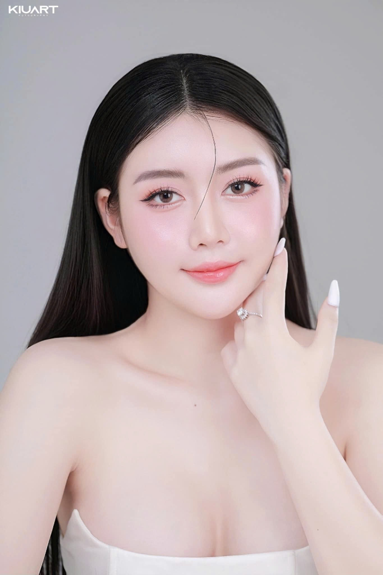 Thẩm mỹ Ho&agrave;ng TuấnDr. Ho&agrave;ng Tuấn