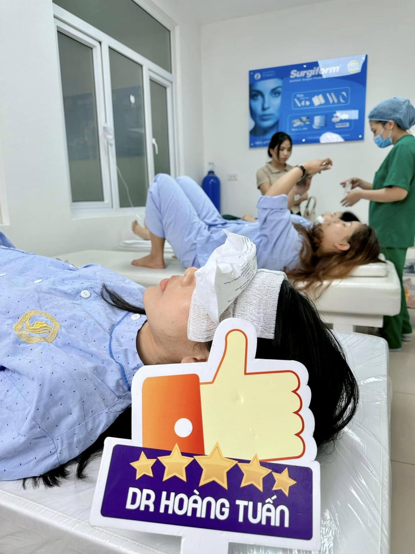 làm đầy hốc mắt bằng mỡ tự thân