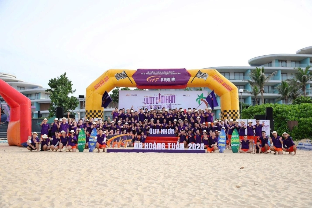 Thẩm mỹ Hoàng Tuấn: 'Xây dựng đội ngũ mạnh, không dựa vào một cá nhân'