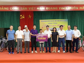 DR HOÀNG TUẤN - XÂY NHÀ TÌNH NGHĨA - HÀNH TRÌNH KẾT NỐI YÊU THƯƠNG TẠI PHÚ THỌ